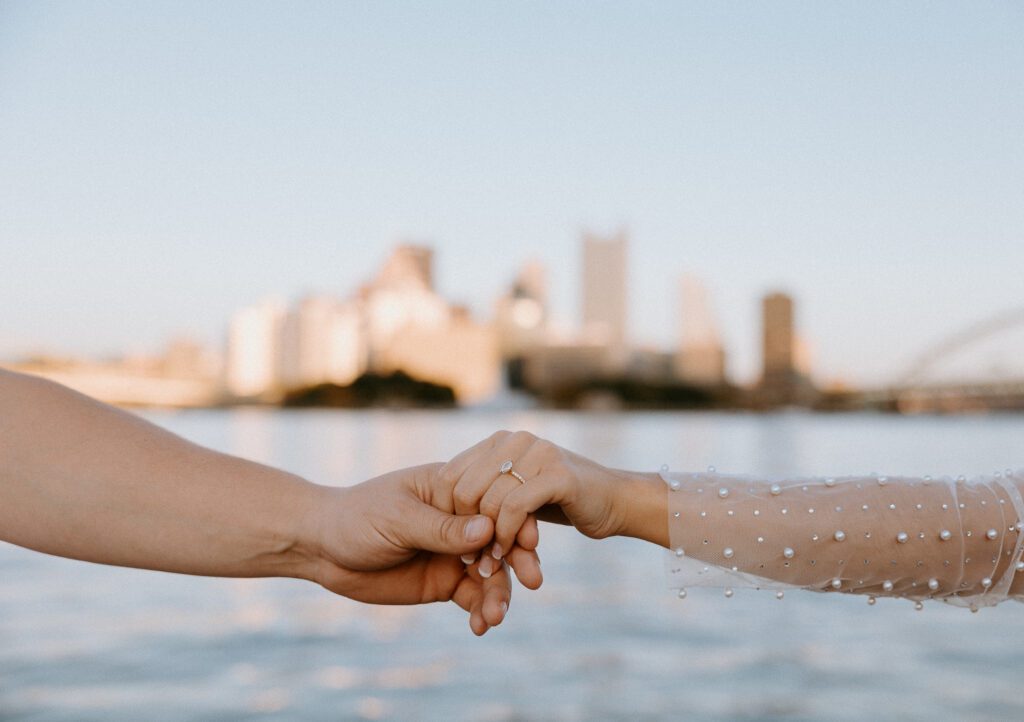 Unique Pittsburgh engagement session. Pittsburgh engagement photos with city in background. Pittsburgh boat engagement session.