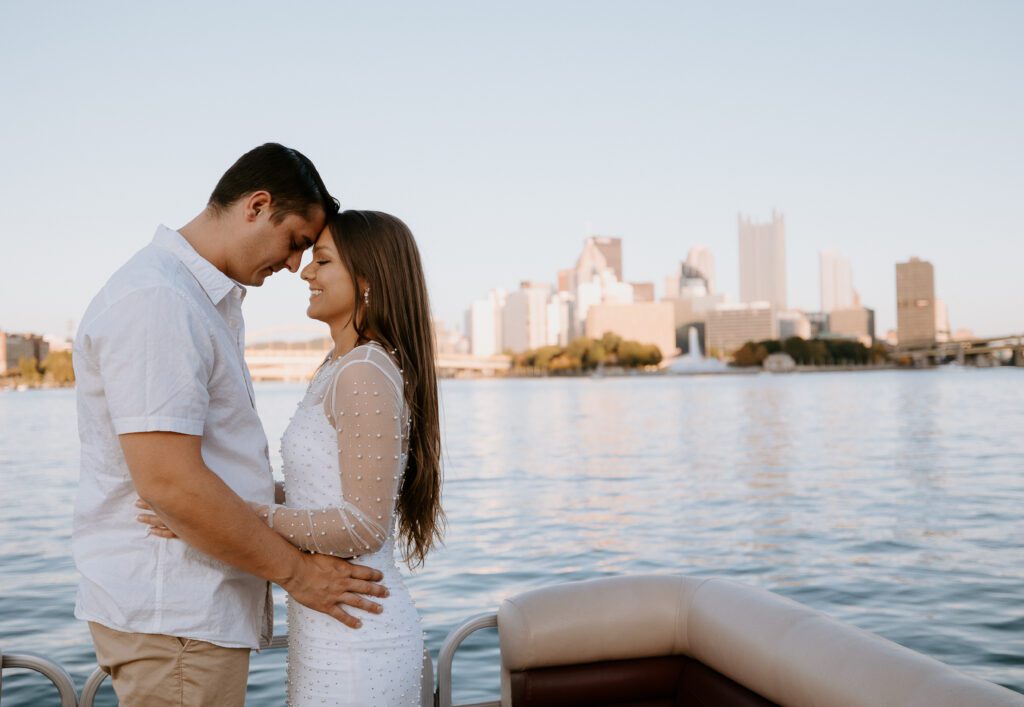 Pittsburgh boat engagement session. Downtown Pittsburgh engagement session. Photography by Rock & Wander Photo Co.